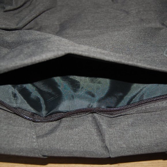 MSI Air Gaiming Laptop Backpack Fold Top Grey Color G34-N1XXX12-SI9 NEW - Picture 10 of 12